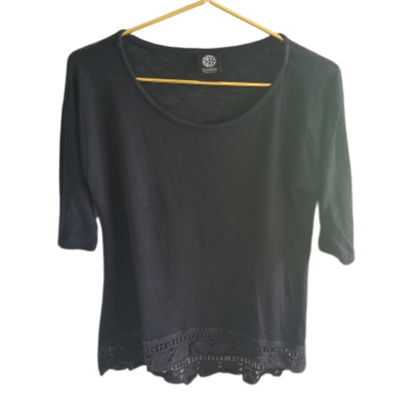 || BOBEAU || Small Black 3/4 Top - Picture 1 of 4